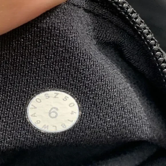 Lululemon Pants Womens 6 Pace Rival Crop Yoga Athletic Pocket Zip Activewear - Picture 13 of 13